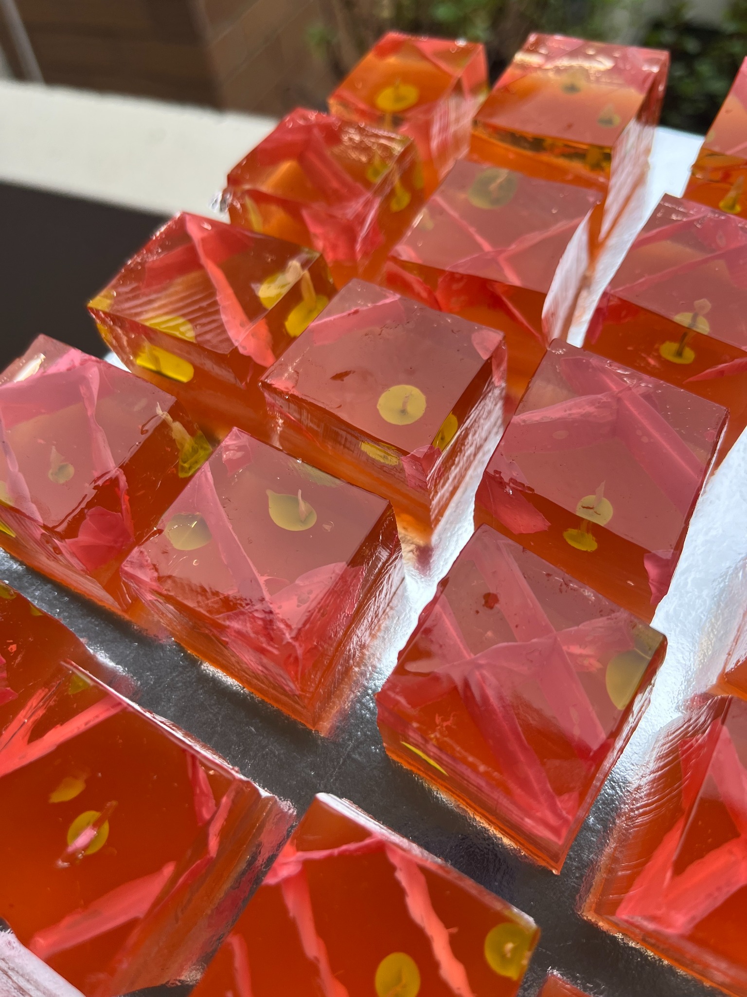 Clear Wobble Bites with colourful confetti details